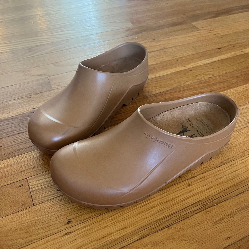Gardenheir Clogs Camel Size 42